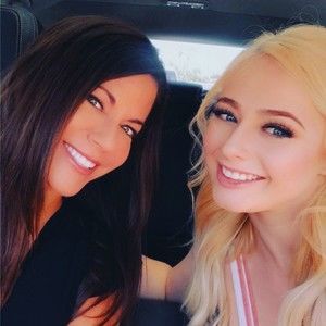 Meet your Posher, Tina